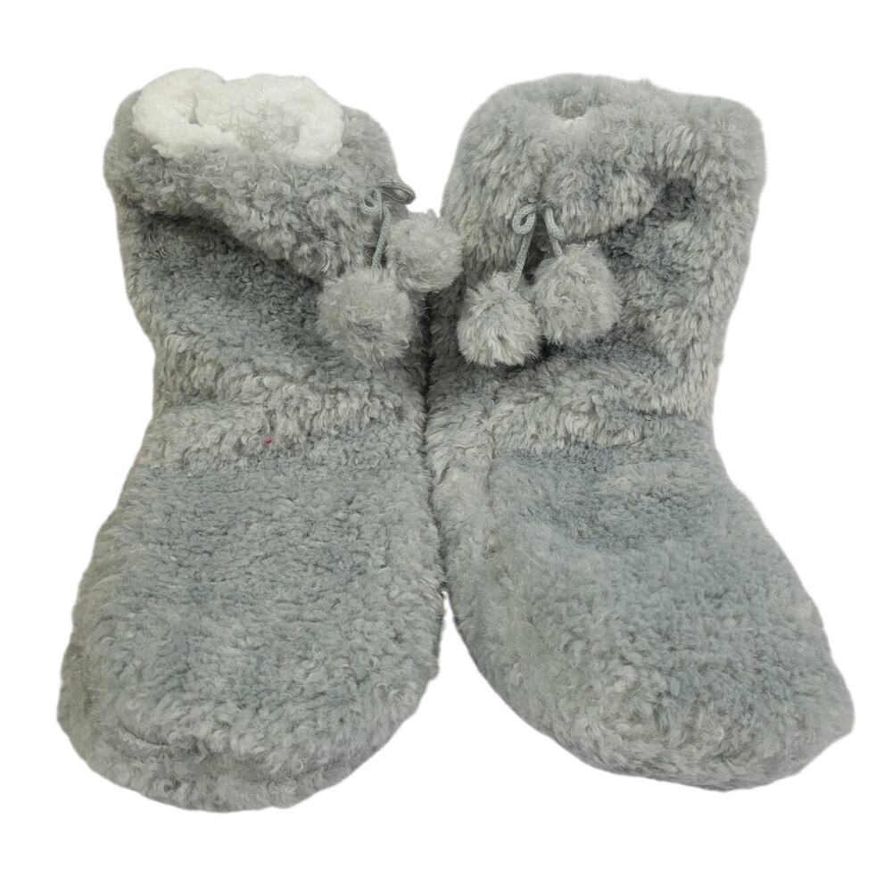Fuzzy Winter Slippers Gray and White Size‎ 9-10